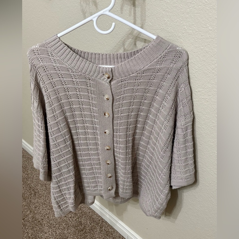 NWOT Wishlist Women's Beige Button-Up Cardigan Size Large